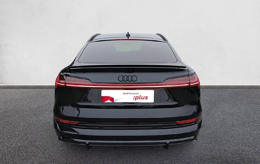 Choisissez votre audi etronelectrique chez CarGo Flex