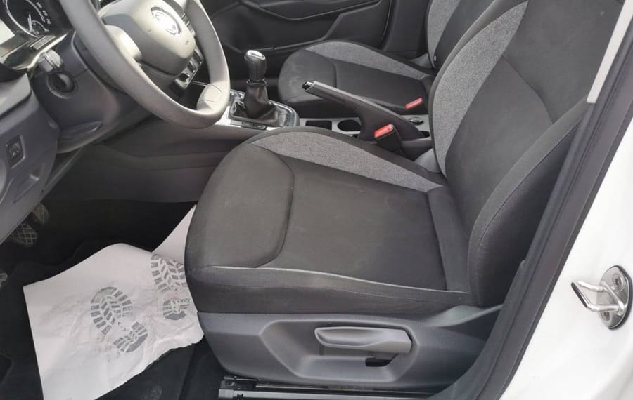 Choisissez votre skoda fabia chez CarGo Flex