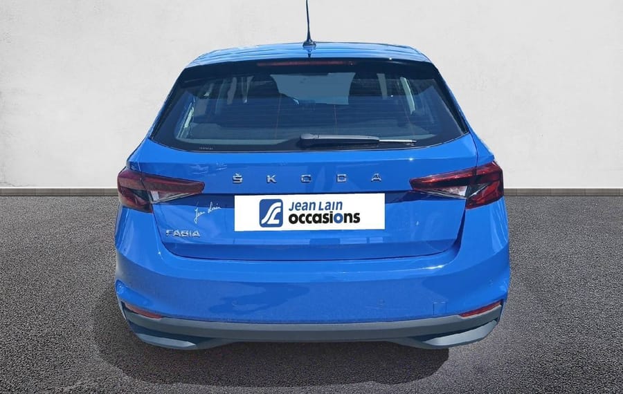 Choisissez votre skoda fabia chez CarGo Flex