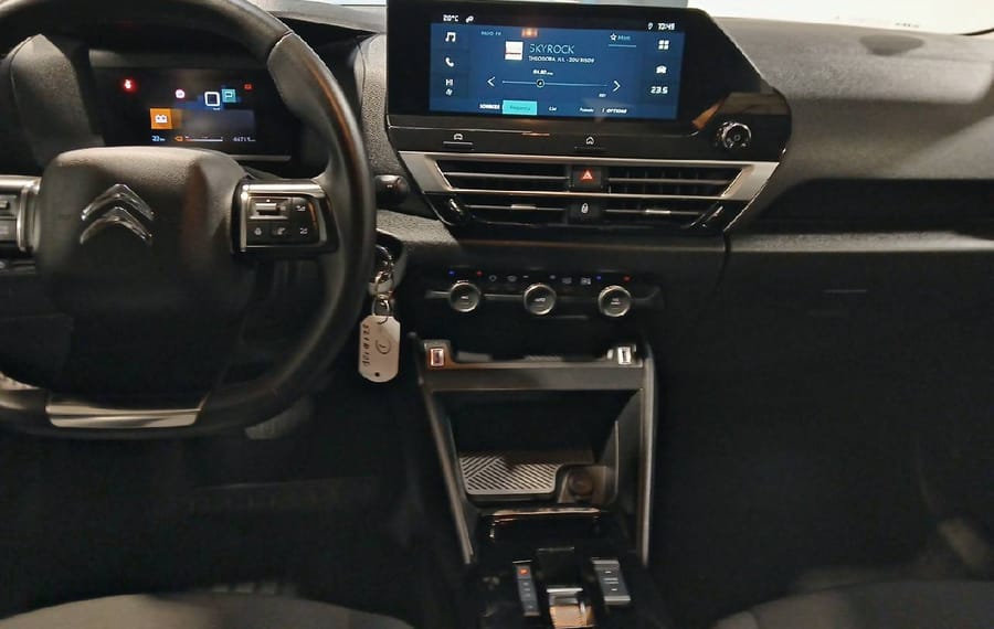 Choisissez votre citroen c4electrique chez CarGo Flex