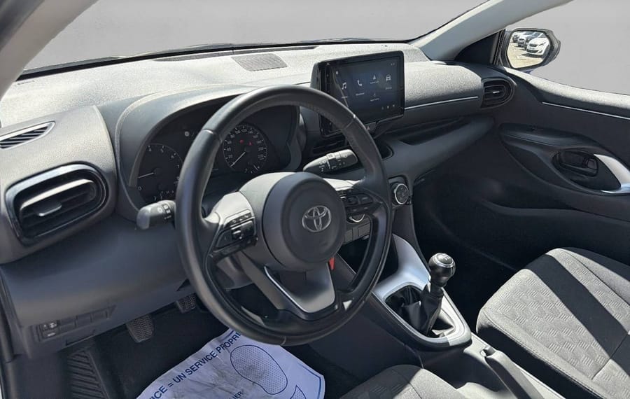 Choisissez votre toyota yaris chez CarGo Flex