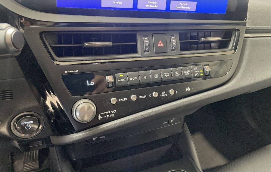 Choisissez votre lexus es chez CarGo Flex