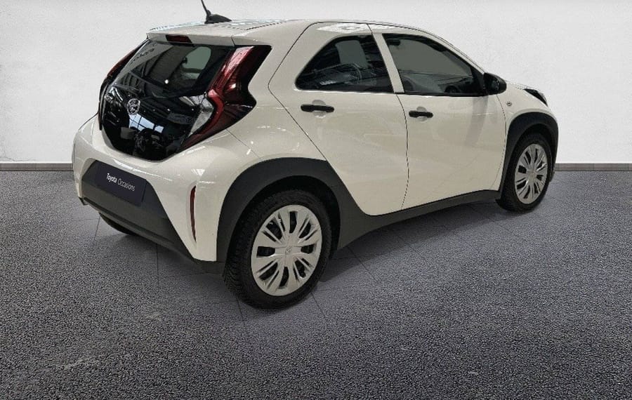 Choisissez votre toyota aygox chez CarGo Flex