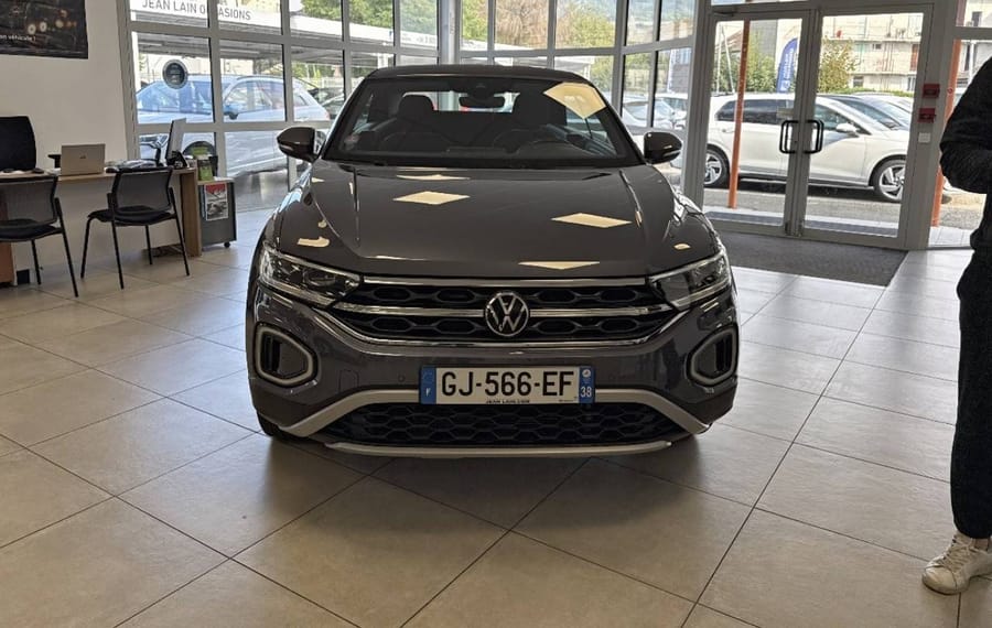 Choisissez votre volkswagen troccabriolet chez CarGo Flex