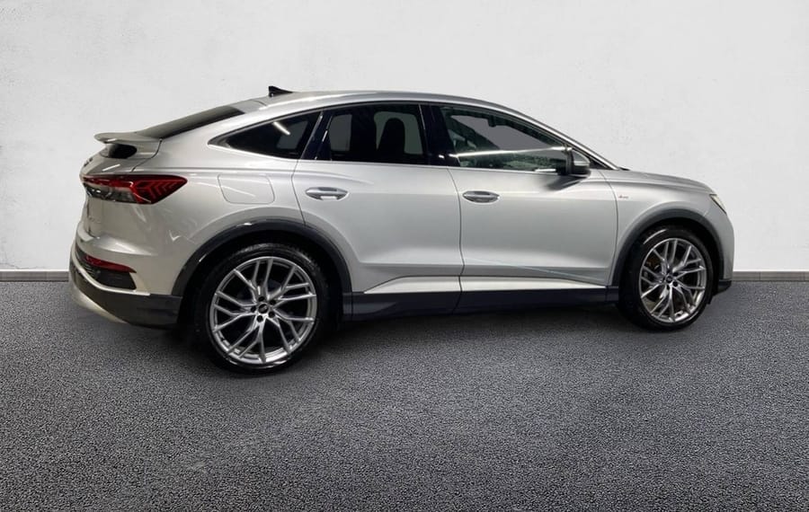 Choisissez votre audi q4electrique chez CarGo Flex