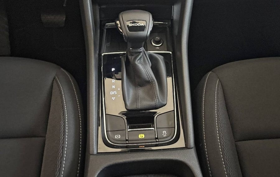 Choisissez votre skoda karoq chez CarGo Flex