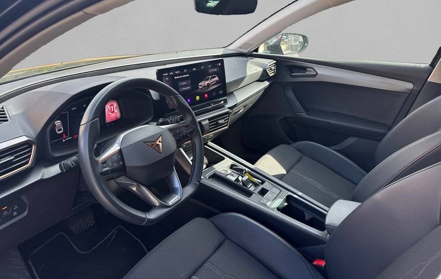 Choisissez votre cupra leonbreak chez CarGo Flex
