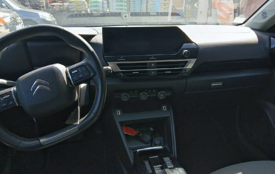Choisissez votre citroen c4electrique chez CarGo Flex