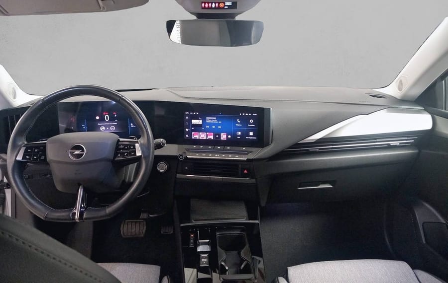 Choisissez votre opel astra chez CarGo Flex