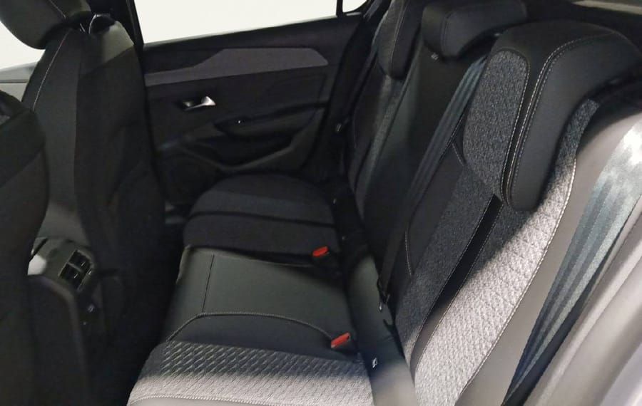 Choisissez votre peugeot 308 chez CarGo Flex