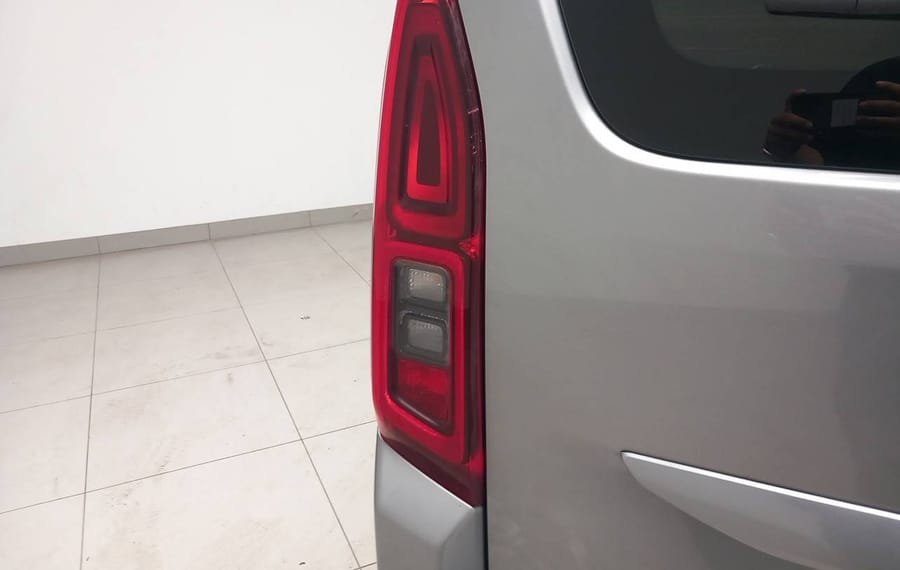 Choisissez votre opel combo chez CarGo Flex