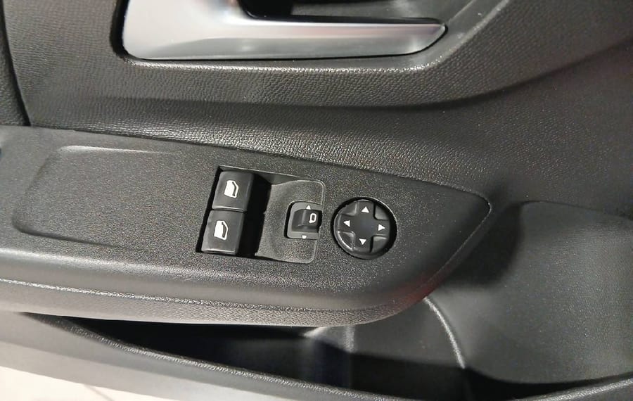 Choisissez votre opel corsa chez CarGo Flex