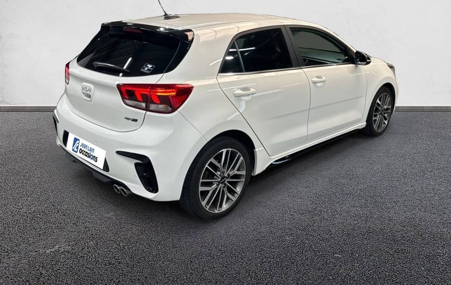Choisissez votre kia rio chez CarGo Flex
