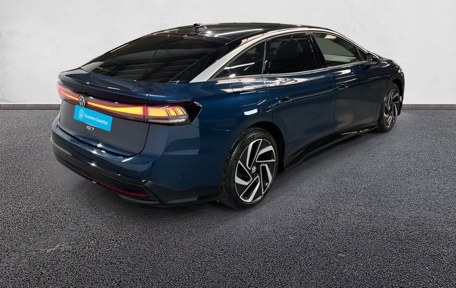 Choisissez votre volkswagen id7electrique chez CarGo Flex