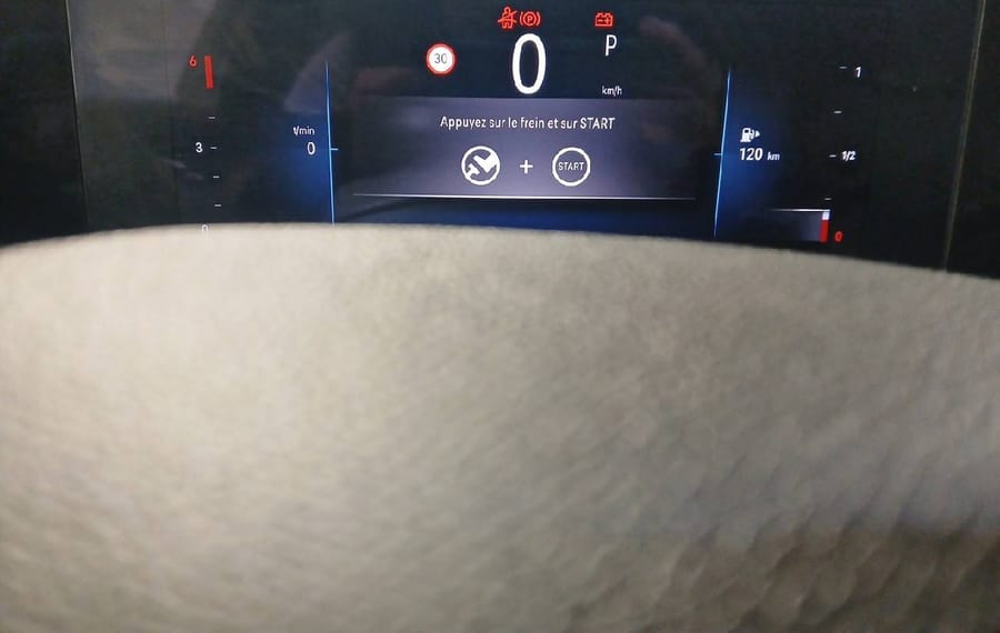 Choisissez votre opel astra chez CarGo Flex