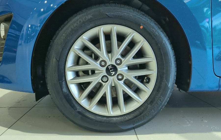 Choisissez votre kia rio chez CarGo Flex