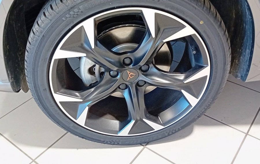 Choisissez votre cupra formentor chez CarGo Flex