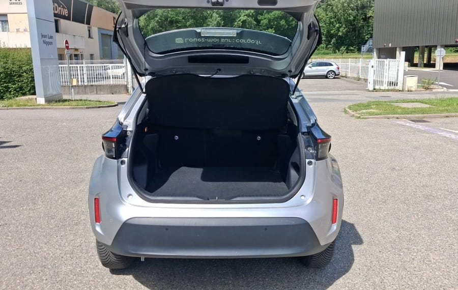 Choisissez votre toyota yariscross chez CarGo Flex
