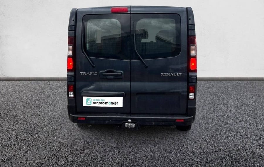 Choisissez votre renault traficcombi chez CarGo Flex