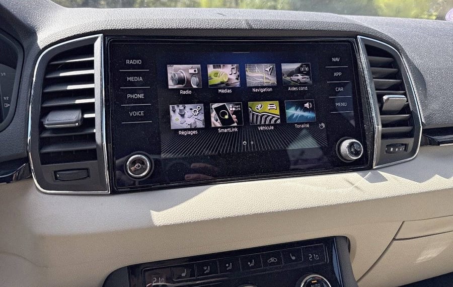Choisissez votre skoda karoq chez CarGo Flex