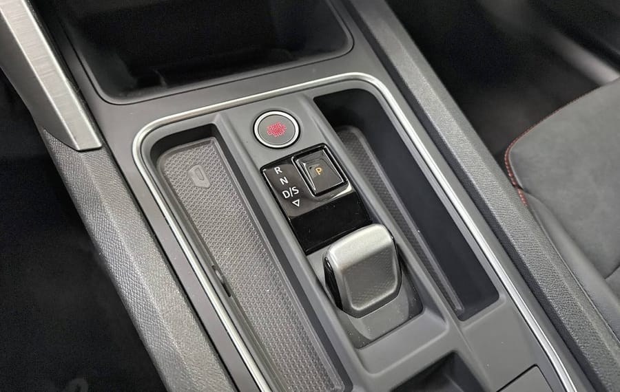 Choisissez votre seat leon chez CarGo Flex