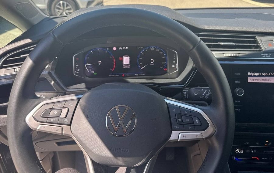 Choisissez votre volkswagen touran chez CarGo Flex