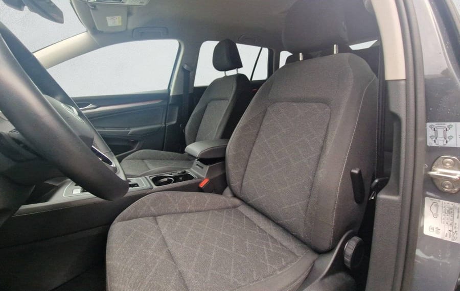 Choisissez votre volkswagen golfbreak chez CarGo Flex