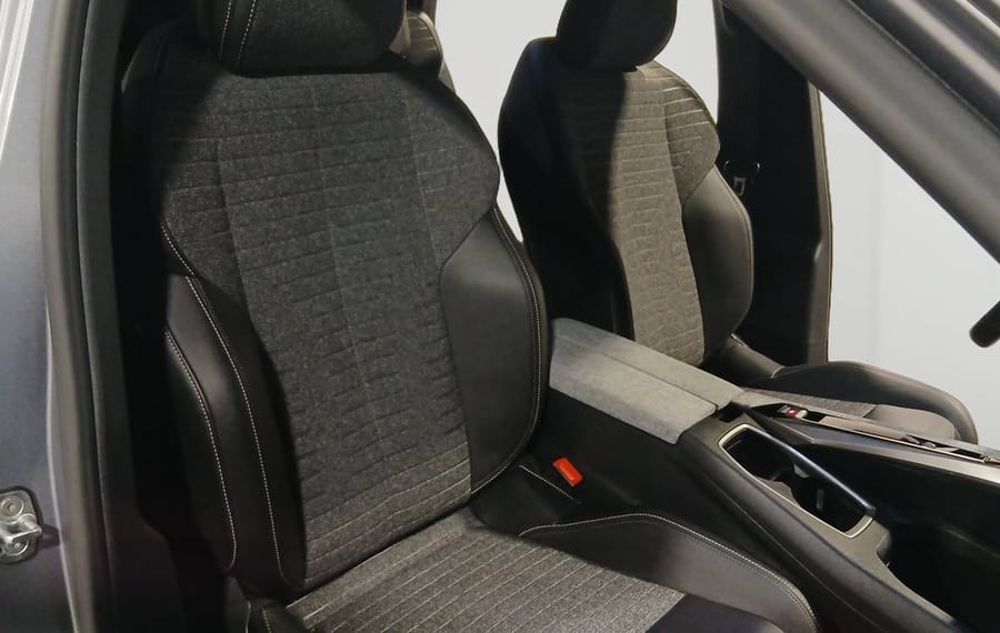 Choisissez votre peugeot 5008 chez CarGo Flex