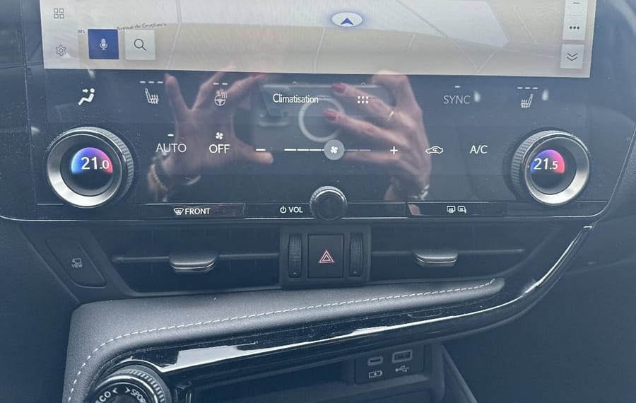 Choisissez votre lexus nx chez CarGo Flex