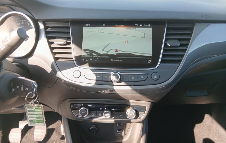 Choisissez votre opel crossland chez CarGo Flex