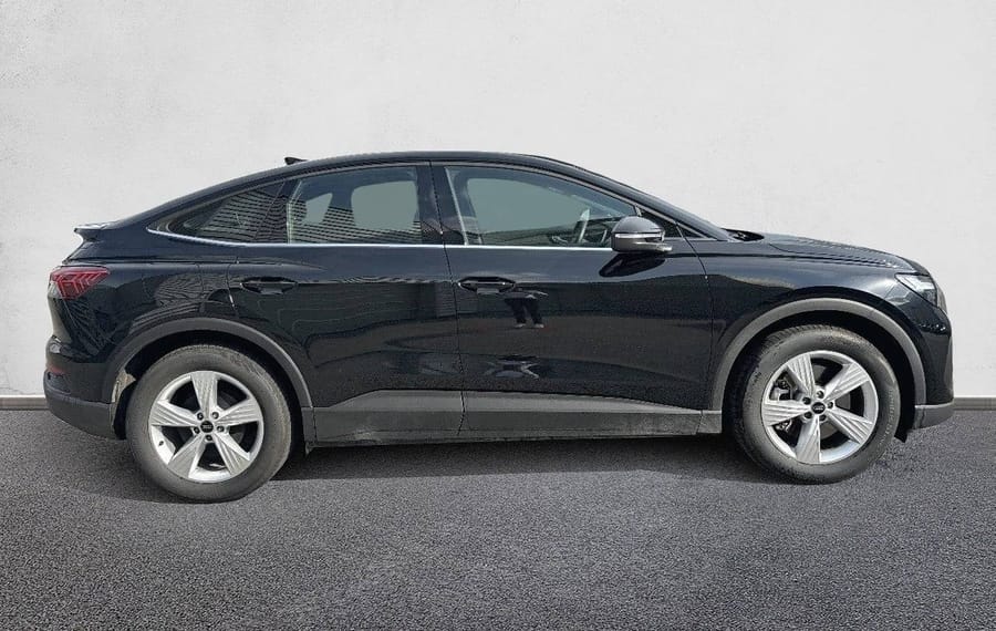 Choisissez votre audi q4electrique chez CarGo Flex