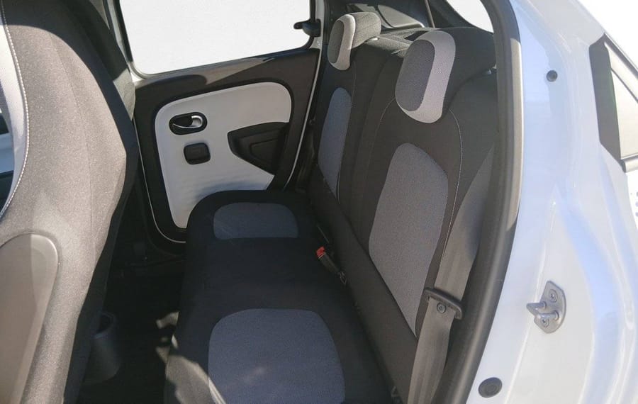 Choisissez votre renault twingo chez CarGo Flex