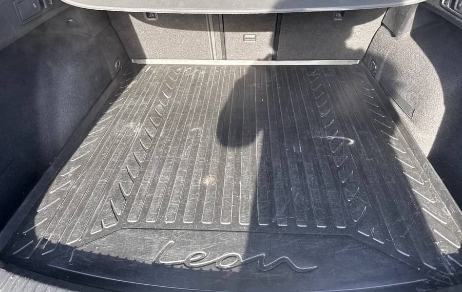 Choisissez votre seat leonbreak chez CarGo Flex