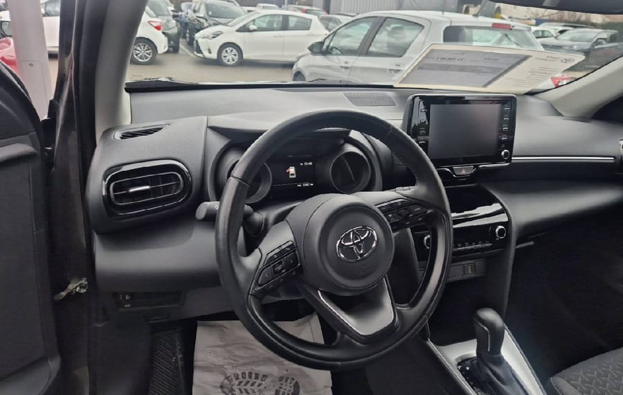 Choisissez votre toyota yariscross chez CarGo Flex