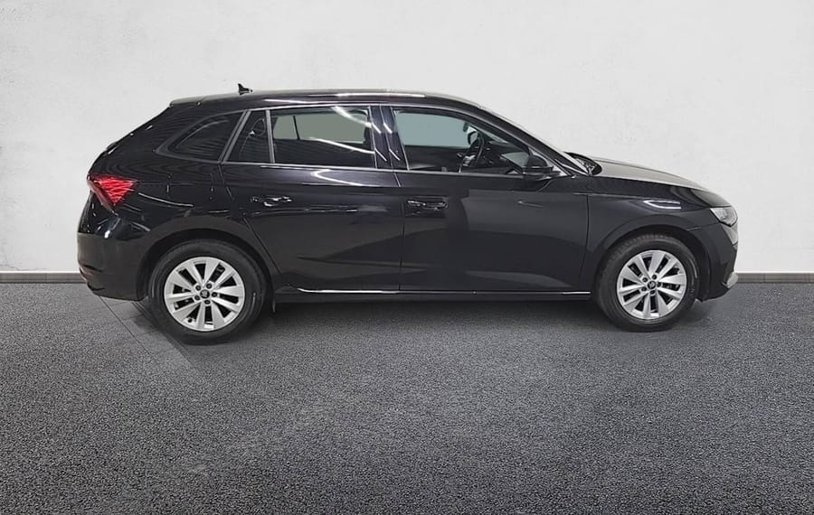 Choisissez votre skoda scala chez CarGo Flex