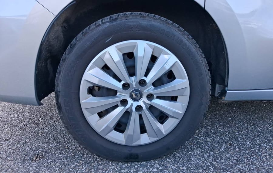 Choisissez votre renault kangoo chez CarGo Flex