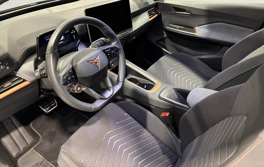 Choisissez votre cupra bornelectrique chez CarGo Flex