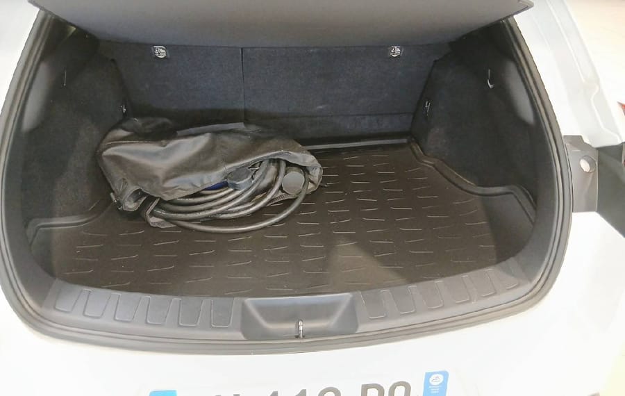 Choisissez votre lexus uxelectrique chez CarGo Flex