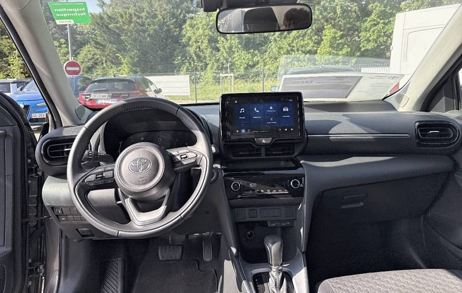 Choisissez votre toyota yariscross chez CarGo Flex