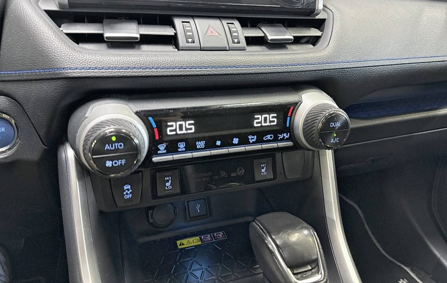 Choisissez votre toyota rav4 chez CarGo Flex