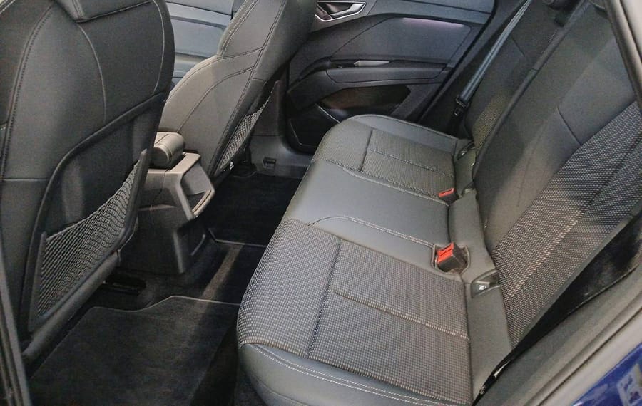 Choisissez votre audi q4electrique chez CarGo Flex