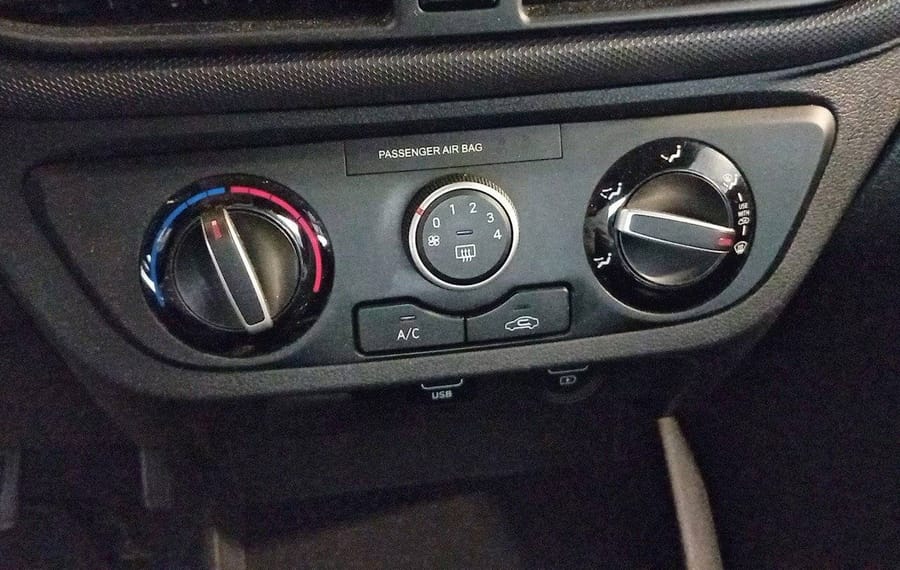 Choisissez votre hyundai i10 chez CarGo Flex