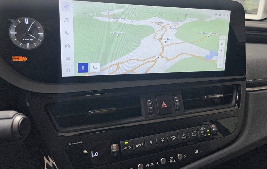 Choisissez votre lexus es chez CarGo Flex