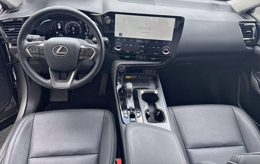 Choisissez votre lexus nx chez CarGo Flex