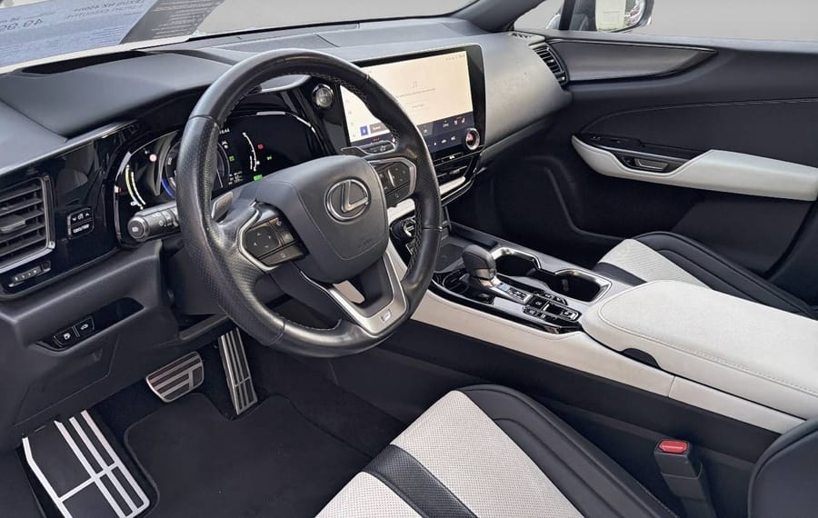 Choisissez votre lexus nx chez CarGo Flex