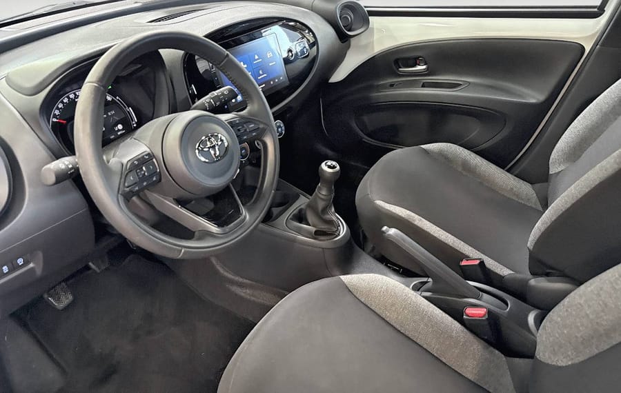 Choisissez votre toyota aygox chez CarGo Flex