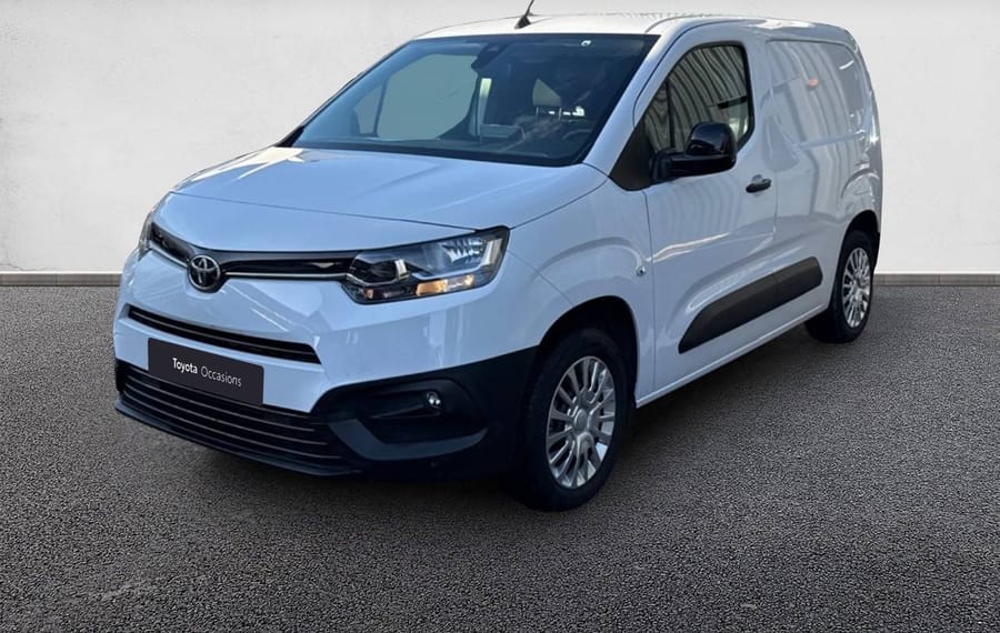Choisissez votre toyota proacecityverso chez CarGo Flex