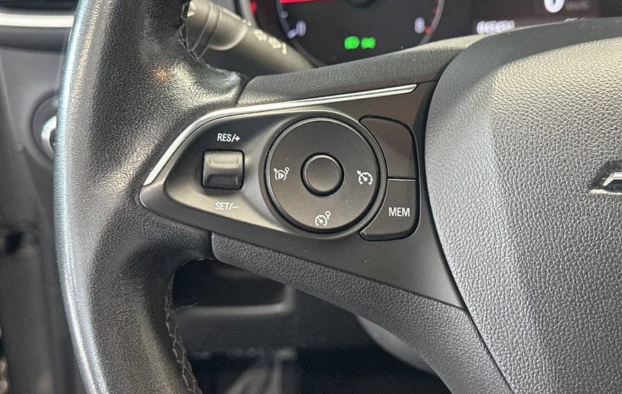 Choisissez votre opel crossland chez CarGo Flex