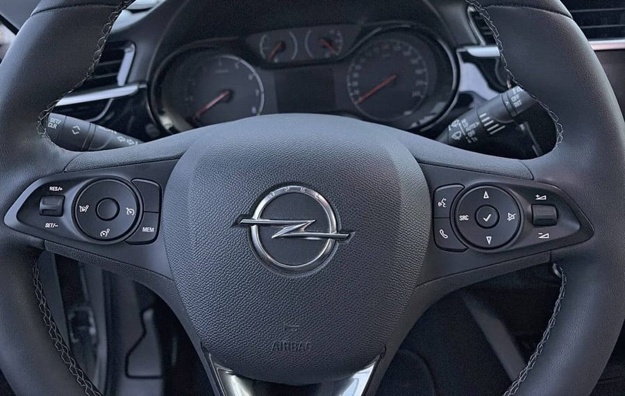 Choisissez votre opel corsa chez CarGo Flex