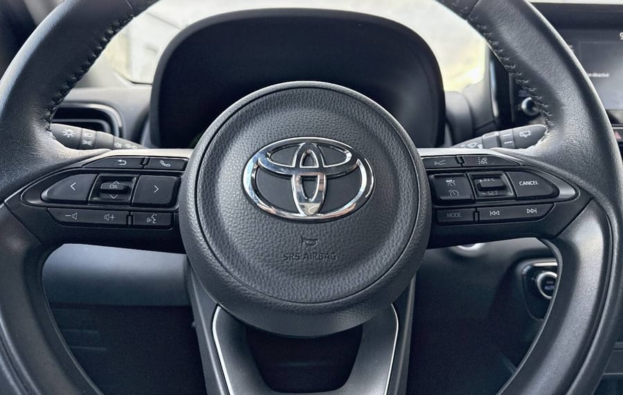 Choisissez votre toyota yaris chez CarGo Flex